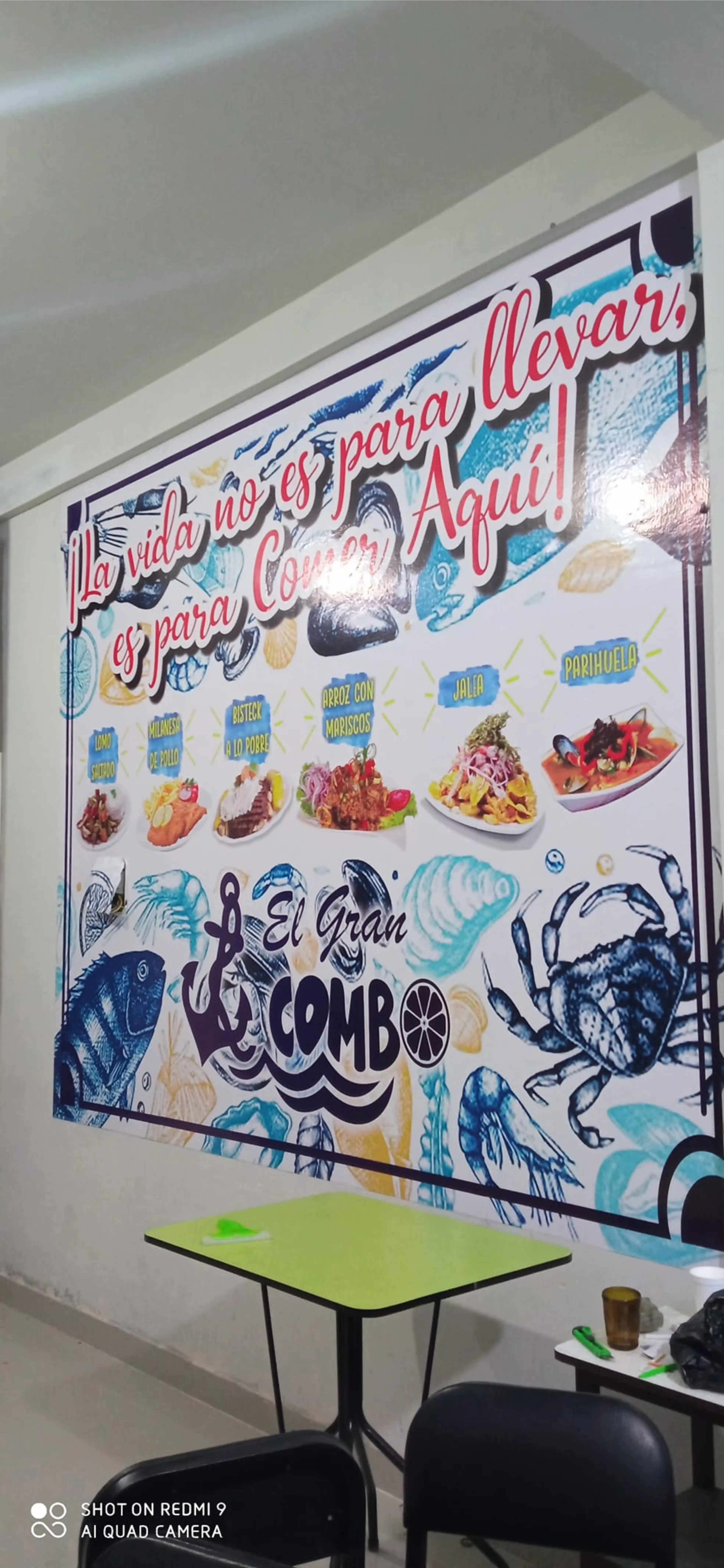 Vinilo impreso mural - Restaurante El Gran Combo (mural 2)
