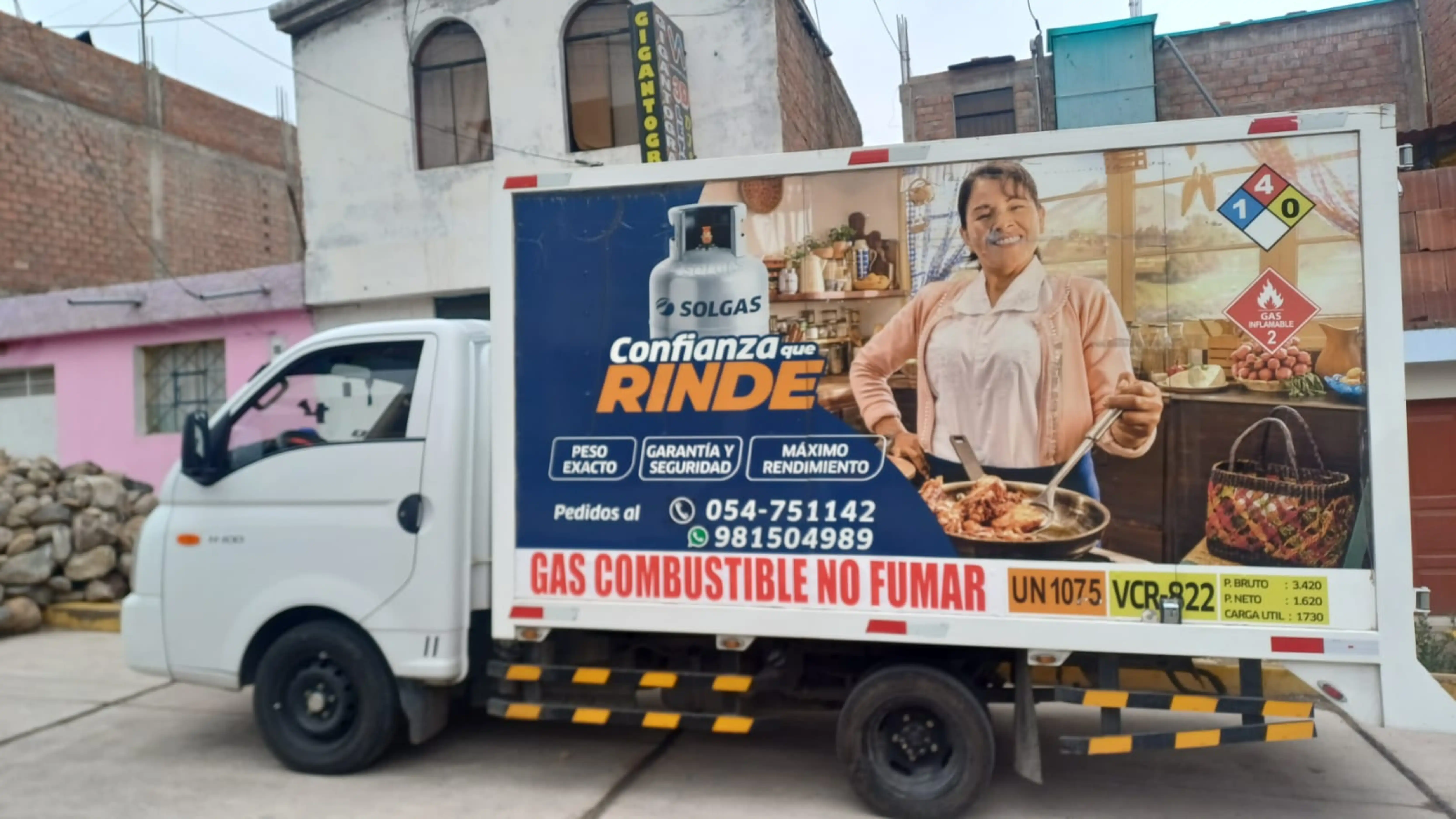 Vinilo vehicular - Camión de reparto de gas