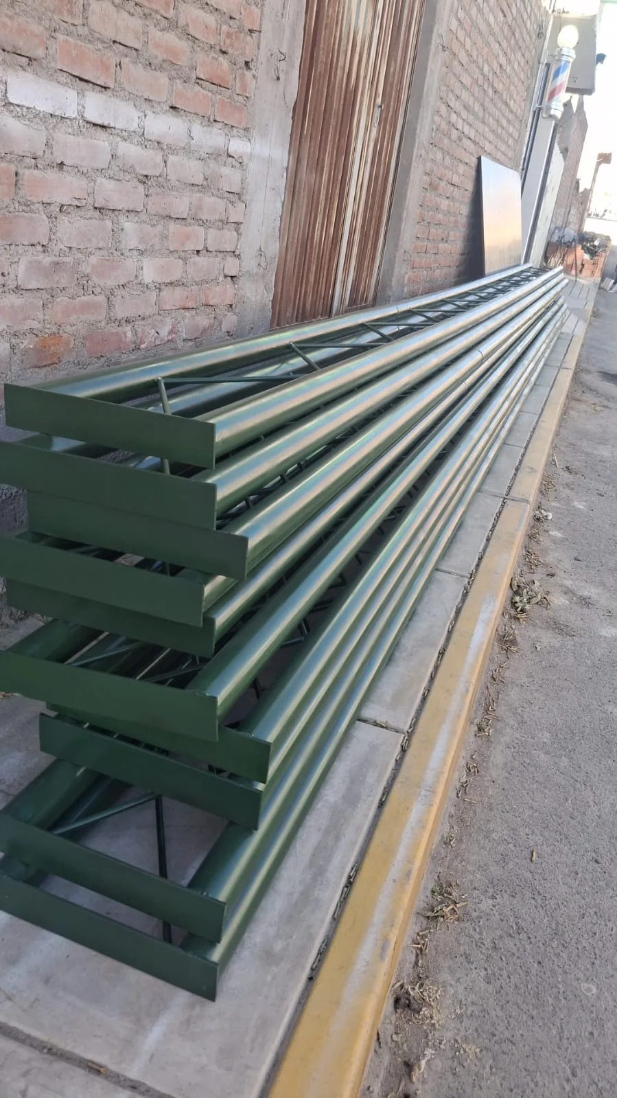 Trabajo de soldadura y estructuras metálicas - 22