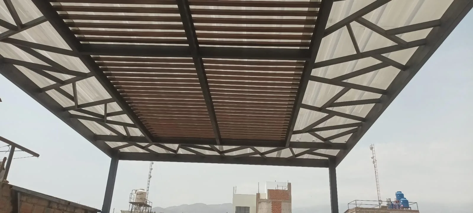 Trabajo de soldadura y estructuras metálicas - 47