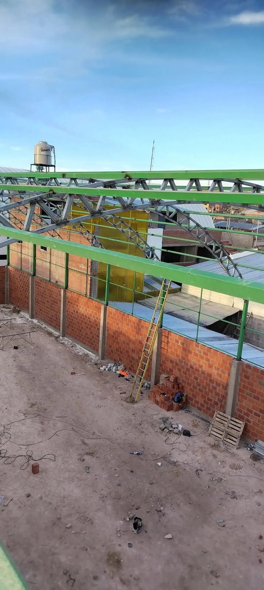 Trabajo de soldadura y estructuras metálicas - 54